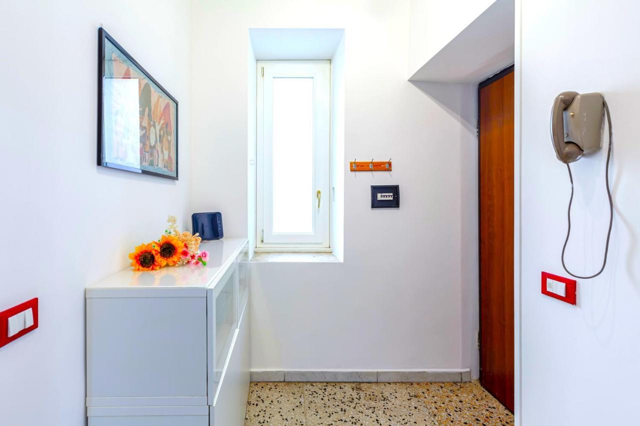 Hostly - Sant'Orsola Suite Apartment Rom Exterior foto